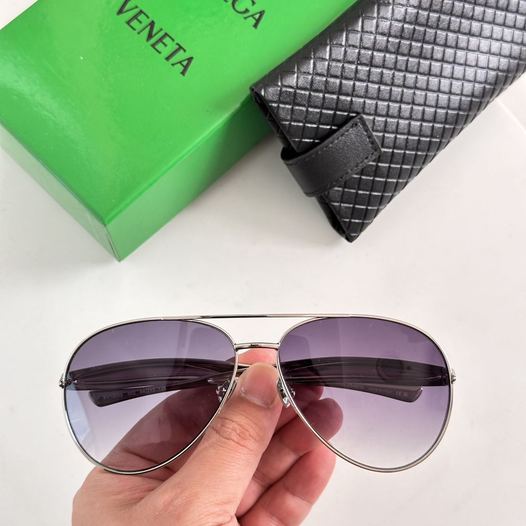 Bottega Veneta Sunglasses